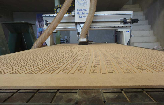 دستگاه CNC سه محور برش و حکاکی ورق MDF