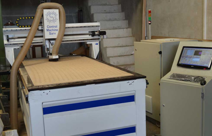 دستگاه CNC سه محور برش و حکاکی ورق MDF